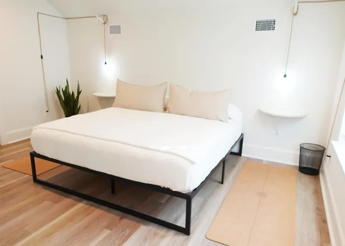 Сasa de vacaciones Beautiful Modern Luxury Eco Townhouse, 3b/3.5b Great Location